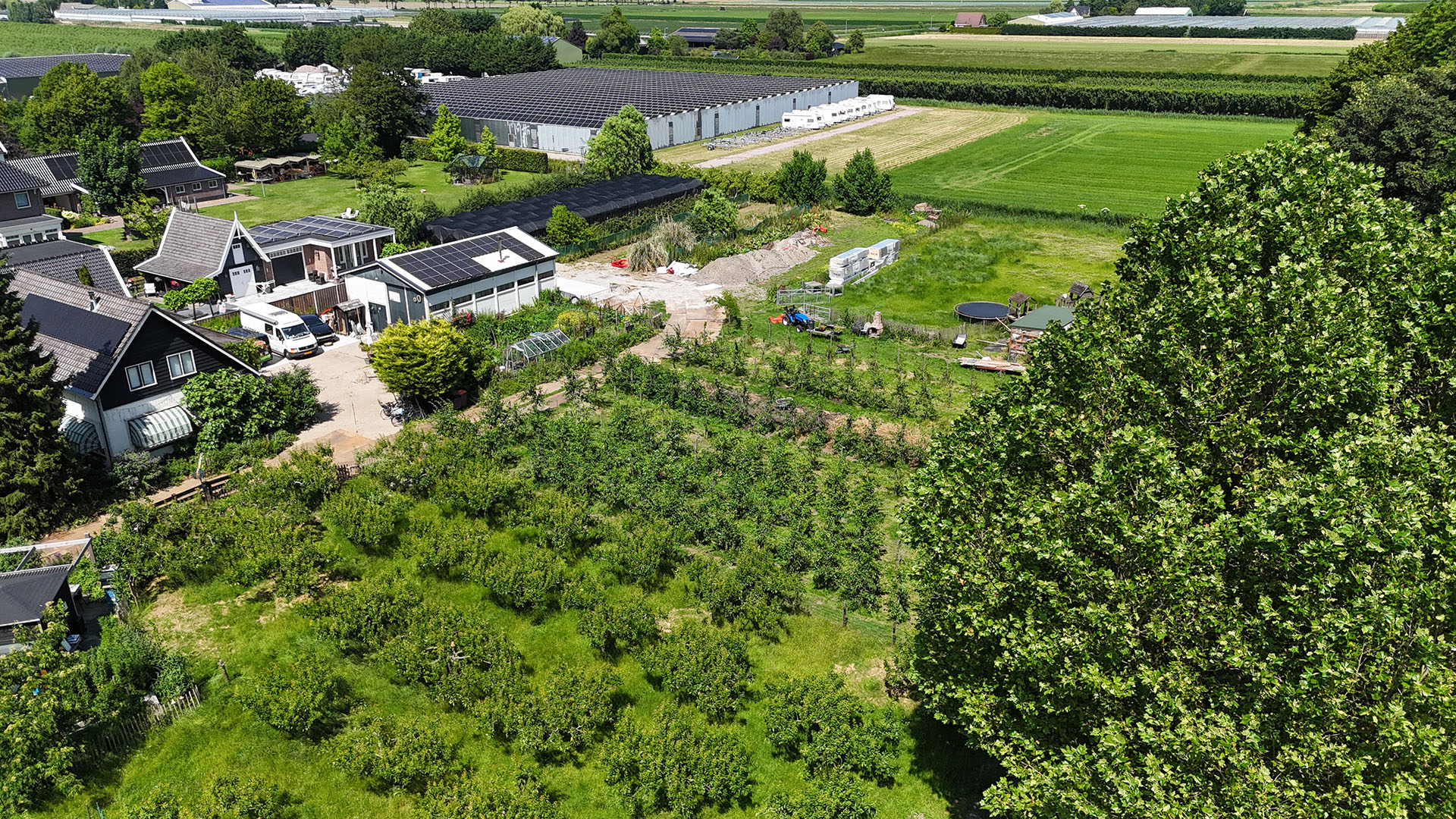 Zorgboerderij Ons Buiten in Oosterblokker overzicht hele terrein